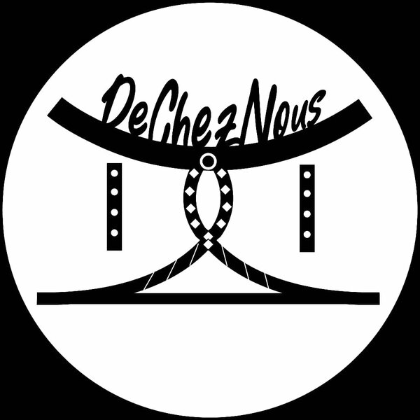 DE CHEZ NOUS