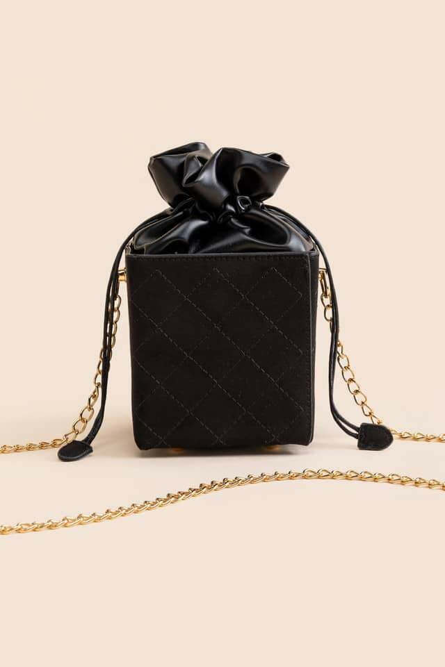 VICKI QUILTED CHAIN BOX