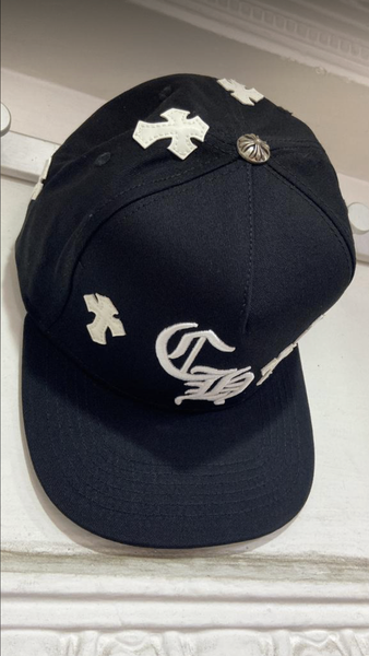 Caps