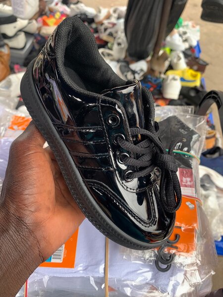 Chaussures Enfant Vernies Noires