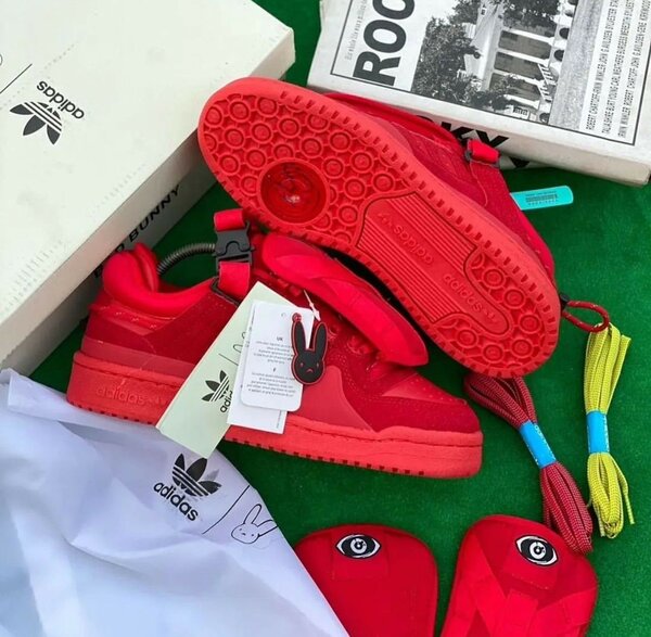 ADIDAS SNEAKER