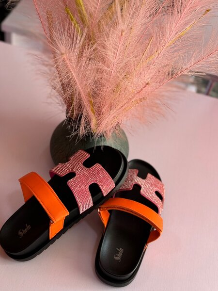 Ladies sandals