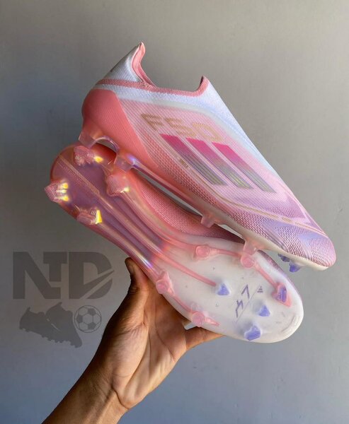 Crampons Adidas F50