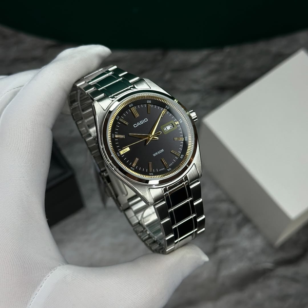 Часы Casio