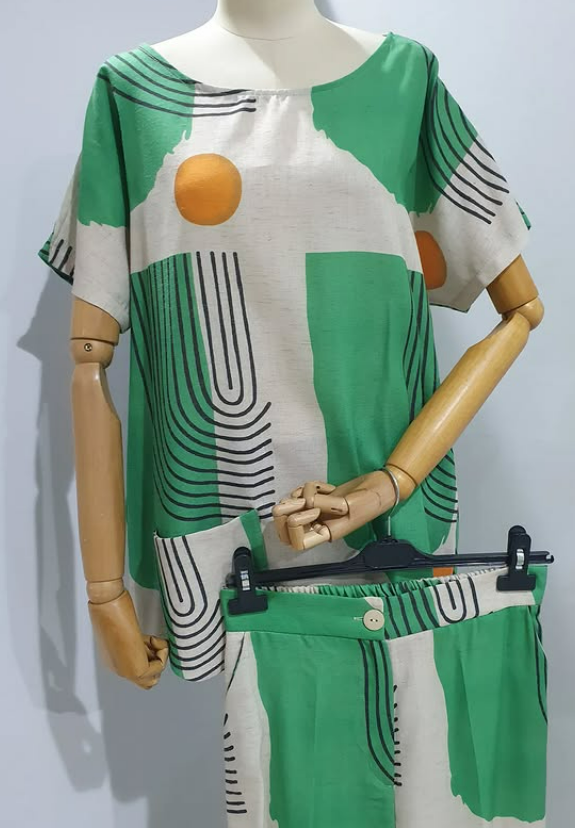 Two piece set