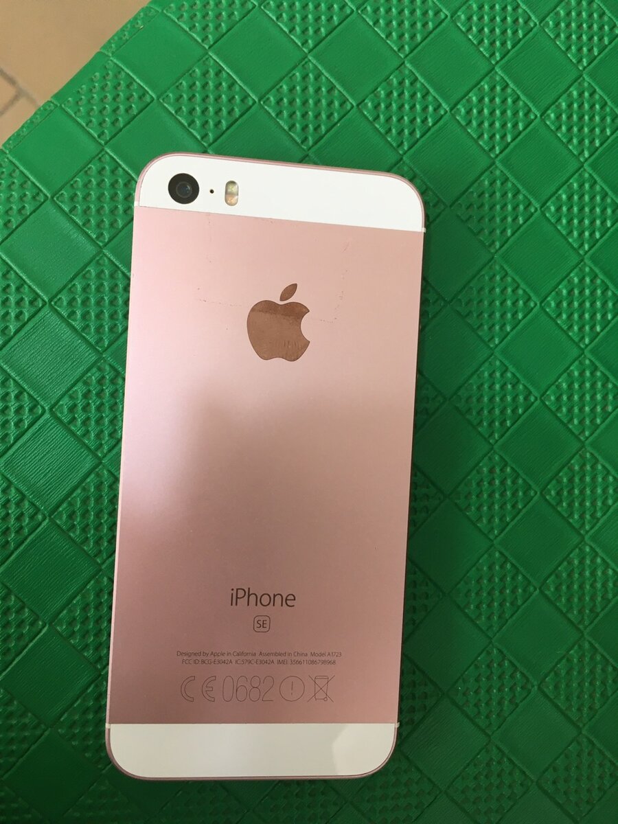 iPhone SE