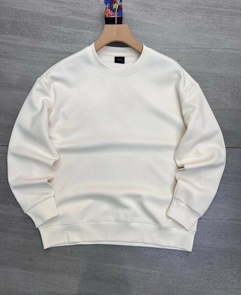 Plain sweatshirt
