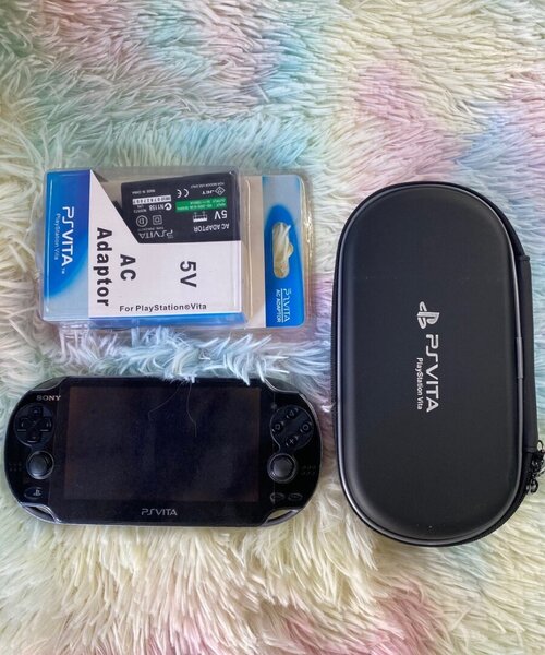 PS VITA FAT