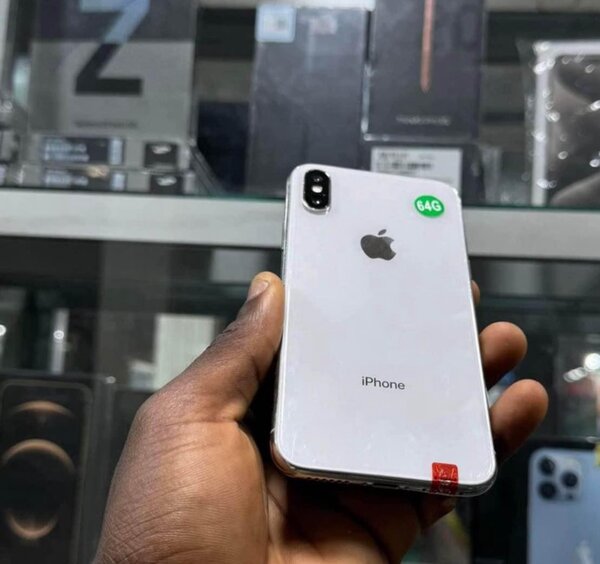 iPhone X