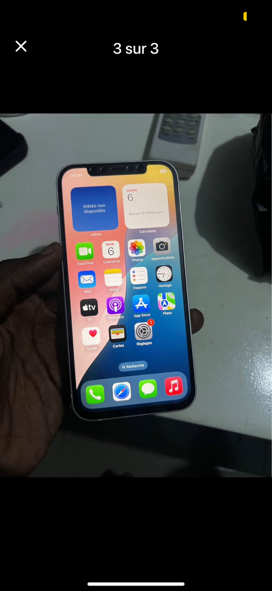 iPhone 12