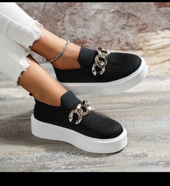 Ladies shoes