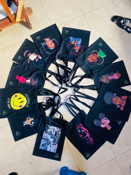Tote bags