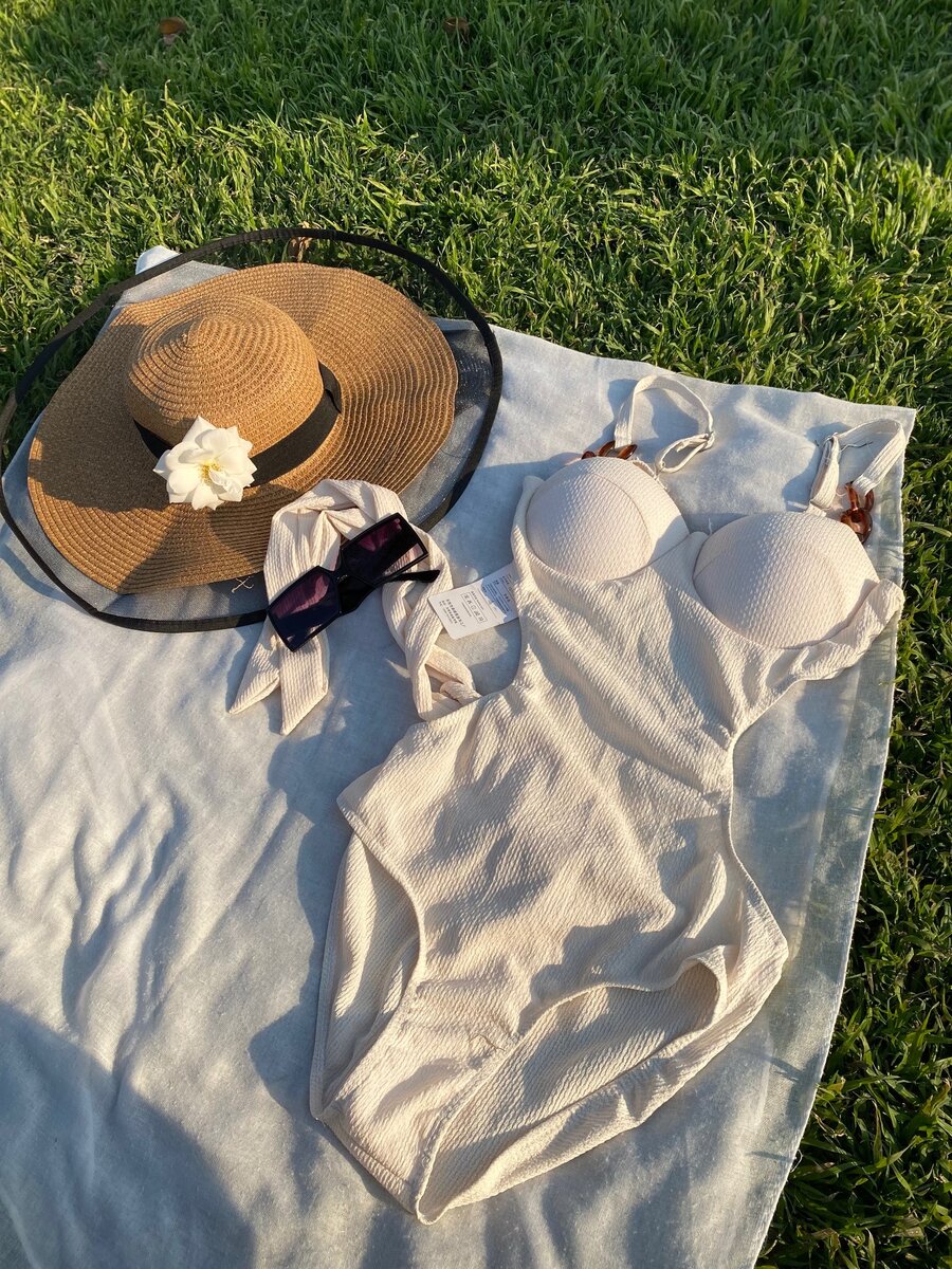 White Bikini