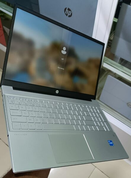 HP PAVILLON15