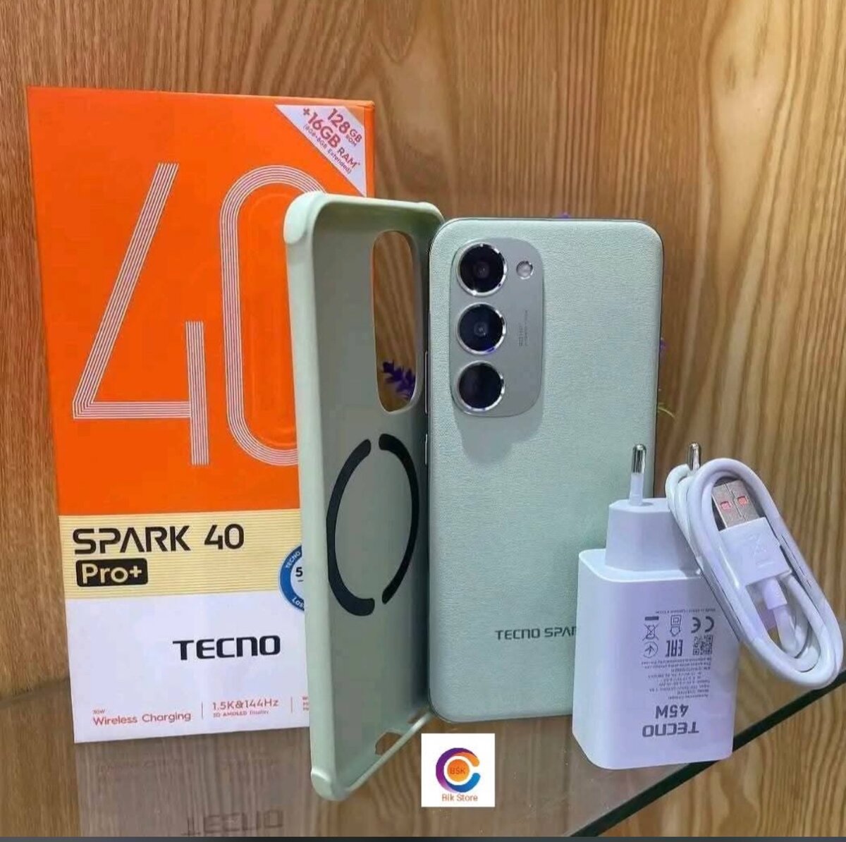 TECNO SPARK 40 Pro+ Smartphone