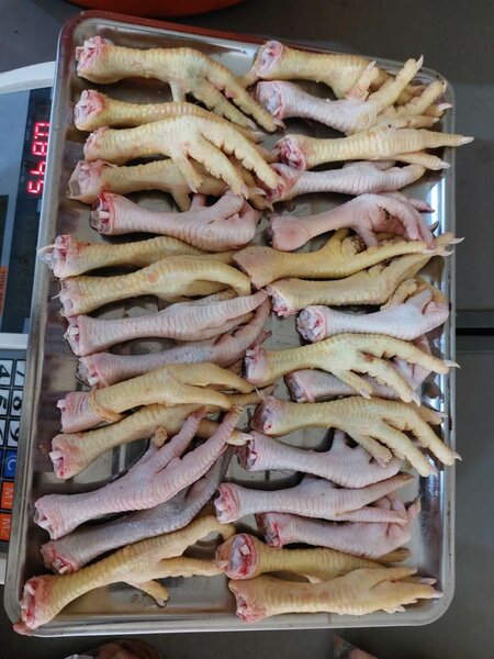 Pattes de poulet