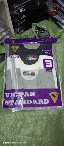Victan and lux singlet