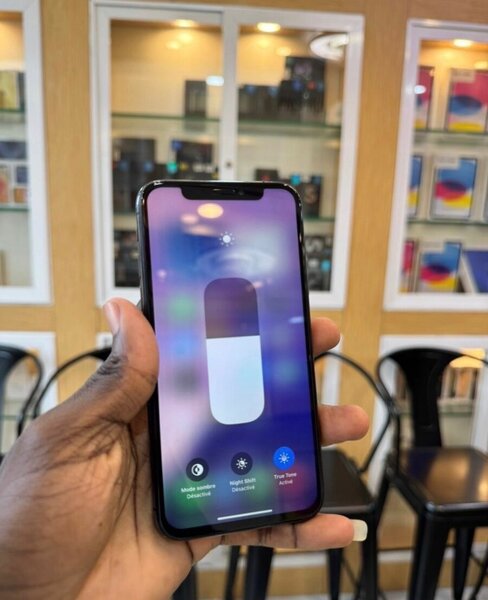 iPhone X max 64Go Argent
