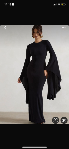 Elegant woman wears