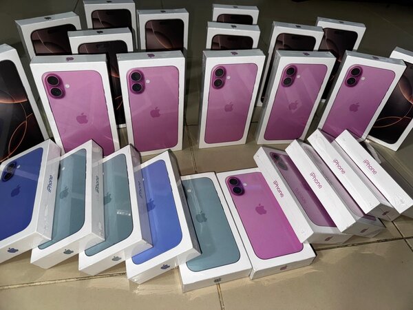 iPhone 16 simple