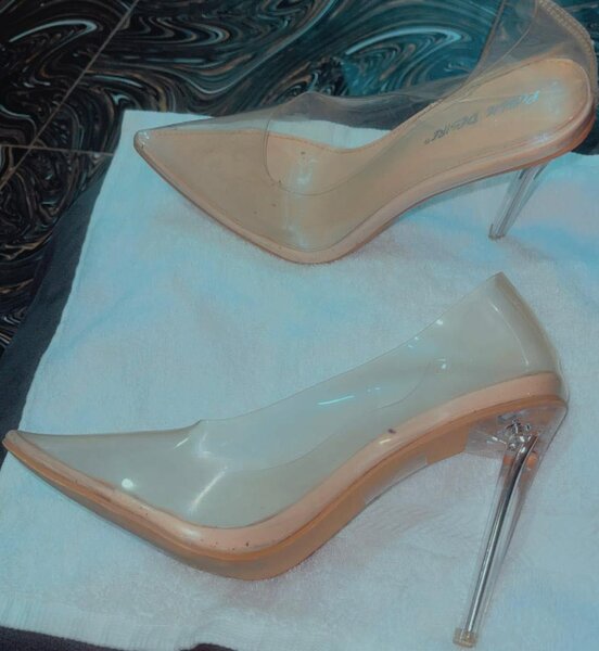 Ladies heels