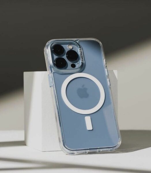 Magsafe clear case