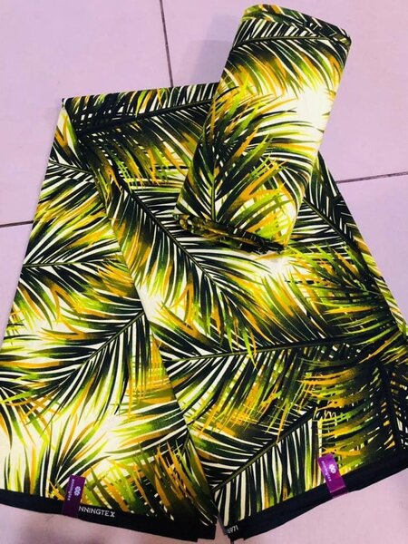 Tissu jaune