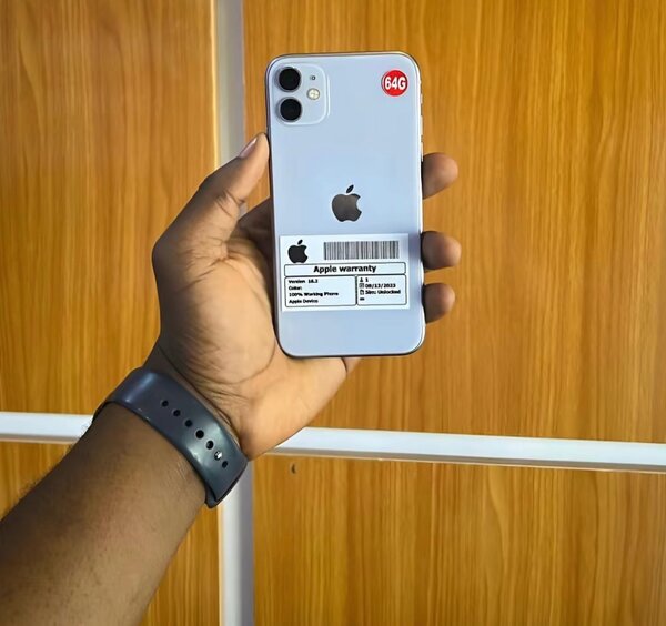 iPhone 11