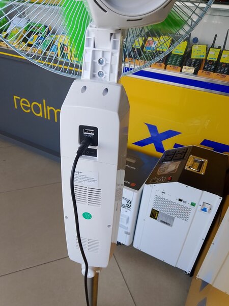 Solar fan
