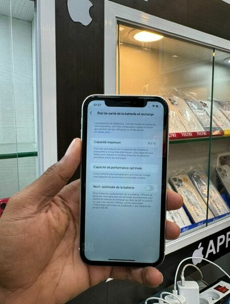 iPhone XR