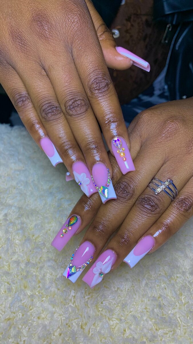 Acrylics nails