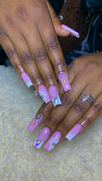 Acrylics nails