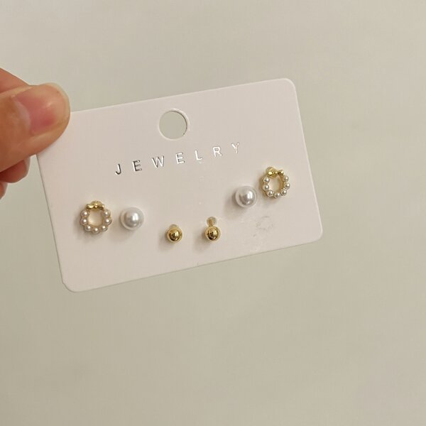 Non fade earring sets