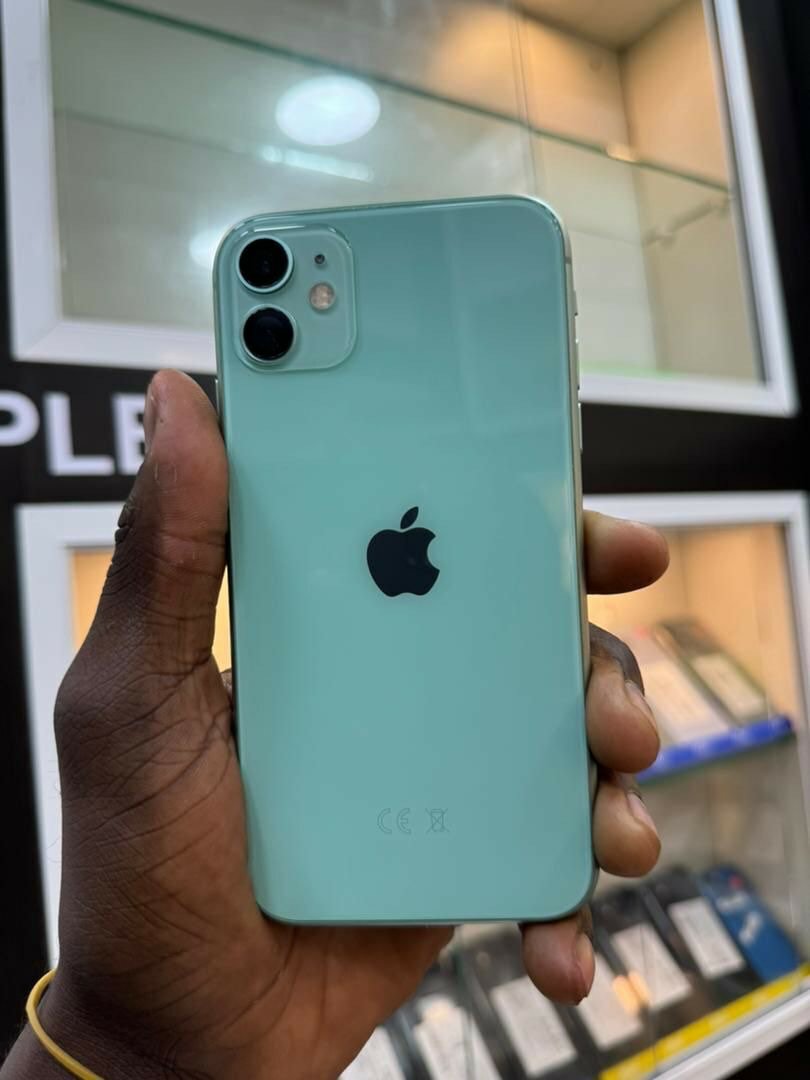 iPhone 11