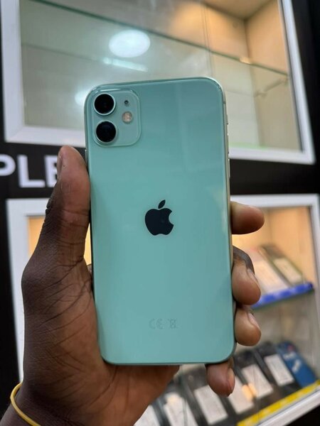 iPhone 11