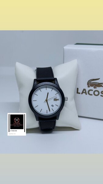 Montre élégante en acier inoxydable
