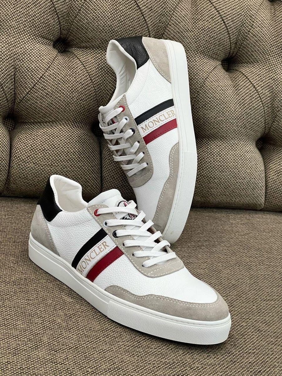 Moncler