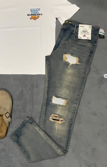 Jeans size 34