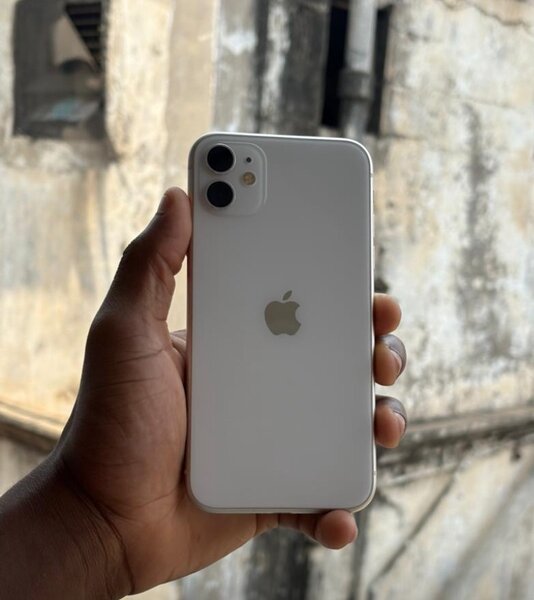 iPhone 11