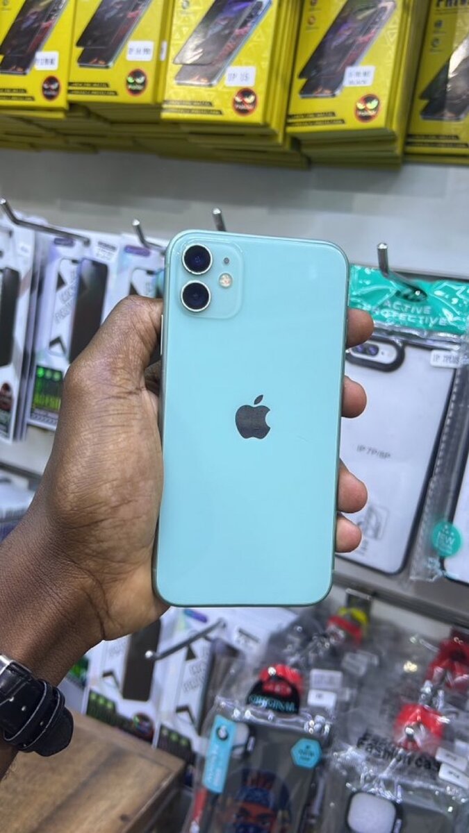 iPhone 11