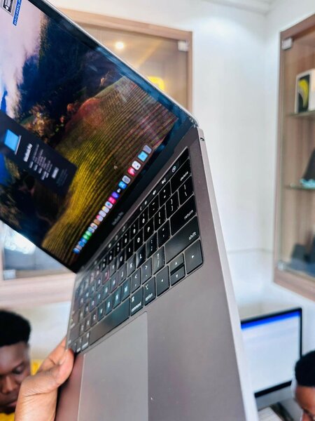 MacBook