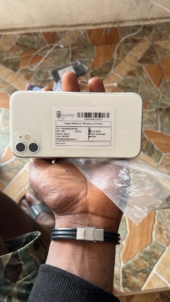 iPhone 11