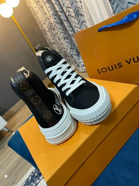 Luxury brand shoes