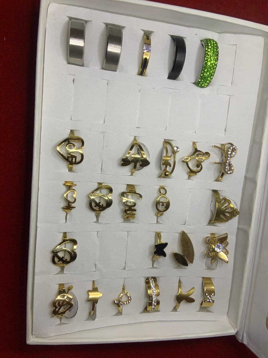 Knuckle rings