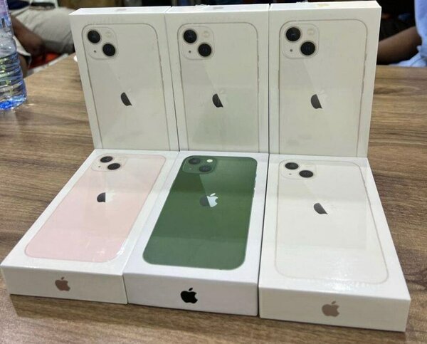 iPHONE 13