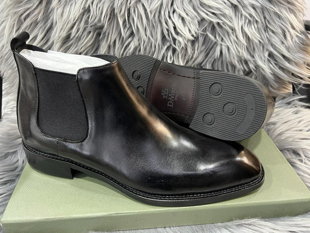 Leather boots