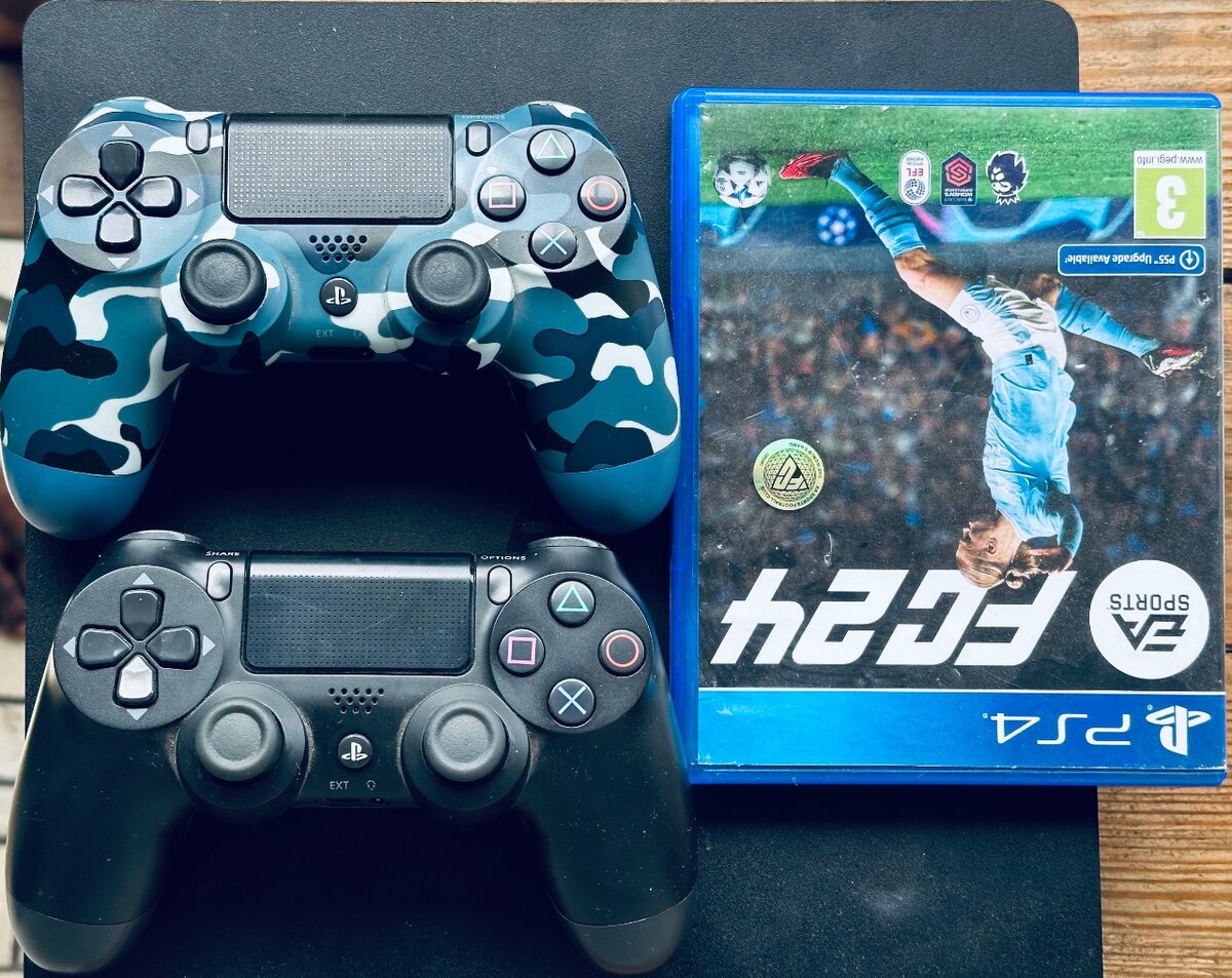 PS4 SLIM