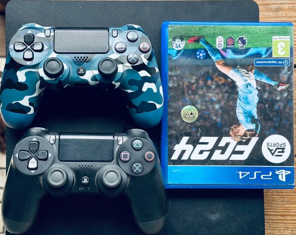PS4 SLIM