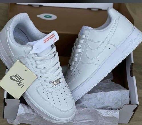 Baskets en cuir Nike AF1