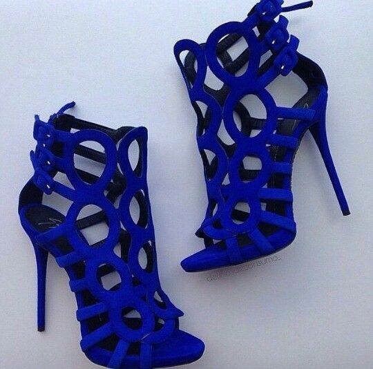 HEELS